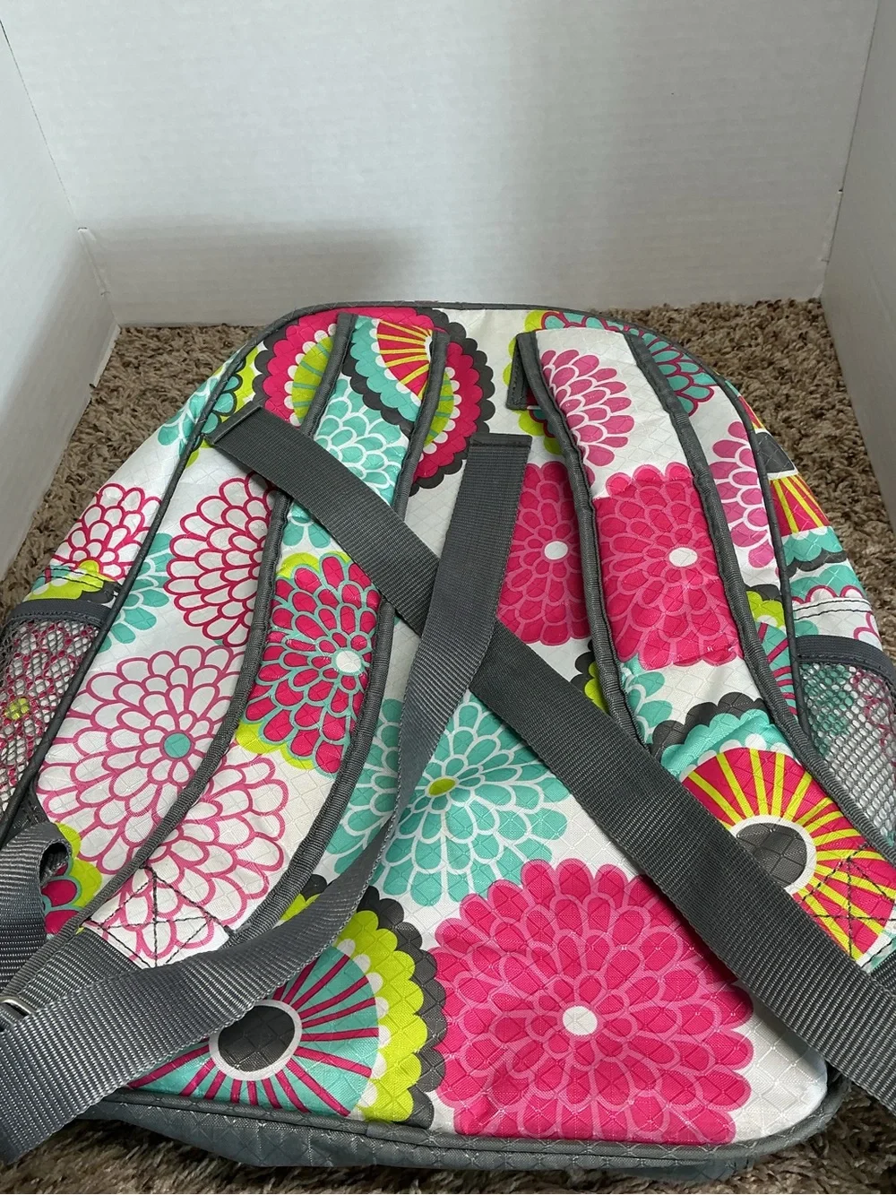 Thirty One Hostess Exclusive Backpack Bubble Bloom Floral Pink White & Teal EUC